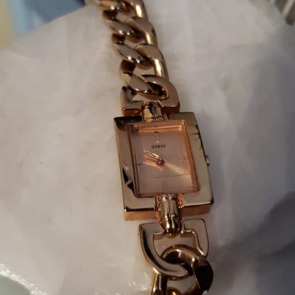GUESS ROSE GOLD MINI MOD - Picture 3 of 4